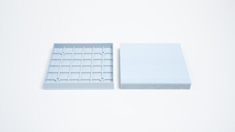 リブによるヒケ防止。